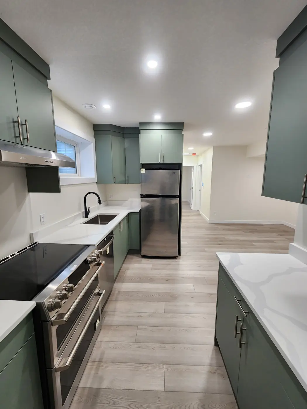 Finished suite kitchen